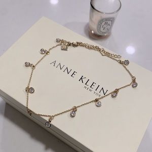 Banana Republic choker necklace